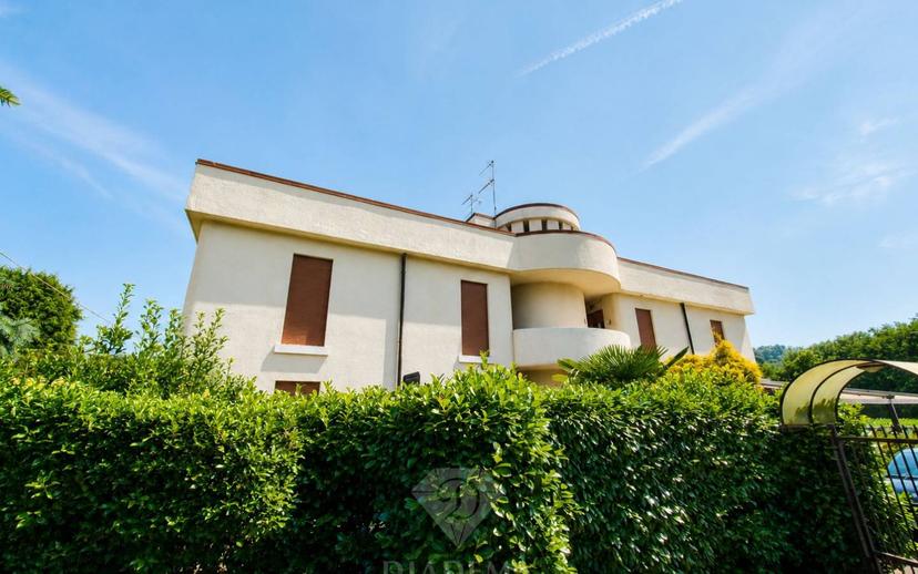 Trilocale Cristoforo Colombo 29, Centro, Mornago — foto 17 di 27
