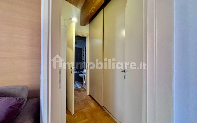 Bilocale ottimo stato, primo piano, San Zeno, Verona — foto 4 di 10