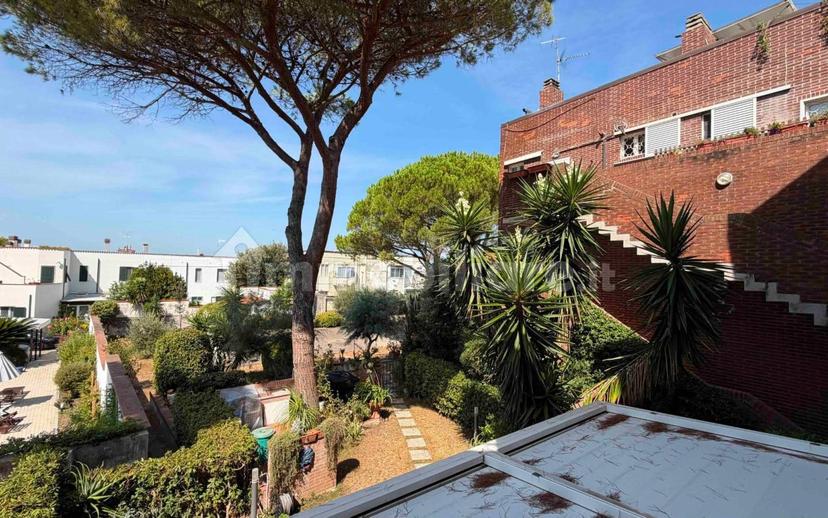 Appartamento via Jerzy Sas Kulczycki 14, Antignano - Banditella, Livorno — foto 3 di 27