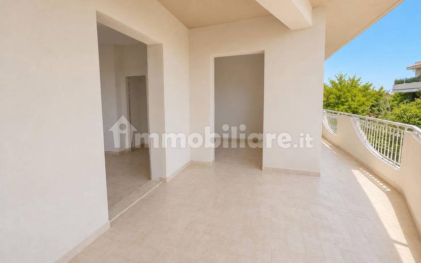 Trilocale via Giacomo Matteotti, Centro, Falconara Marittima — foto 2 di 6