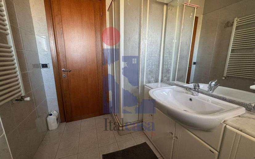 Quadrilocale viale Le Corbusier 423, Q4, Latina — foto 14 di 21