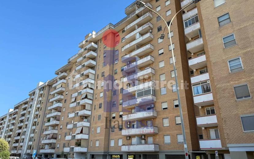 Quadrilocale viale Le Corbusier 423, Q4, Latina