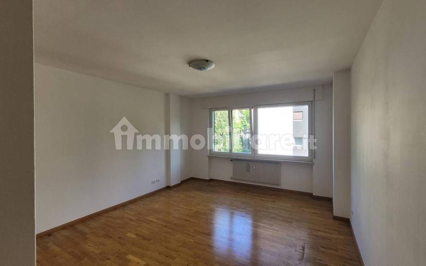 Trilocale buono stato, secondo piano, Gries - San Quirino, Bolzano — foto 14 di 23