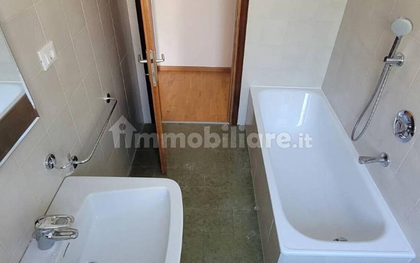 Trilocale buono stato, secondo piano, Gries - San Quirino, Bolzano — foto 11 di 23