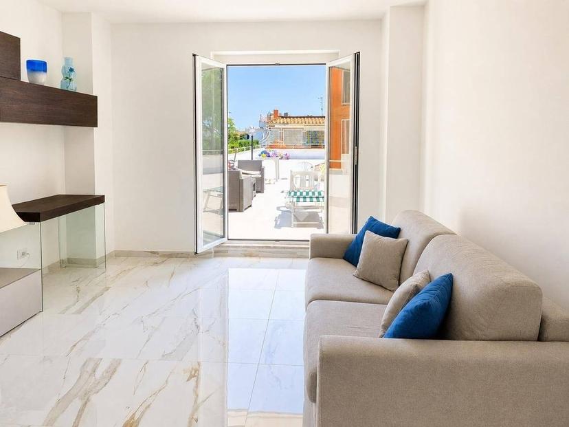 Villa unifamiliare via Barone Ottavio Giacchetti 10, Centro, San Felice Circeo — foto 8 di 48