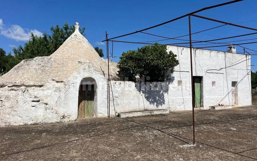 Rustico Strada Provinciale 26 via F.Fontana San C., Ceglie Messapica — foto 14 di 29