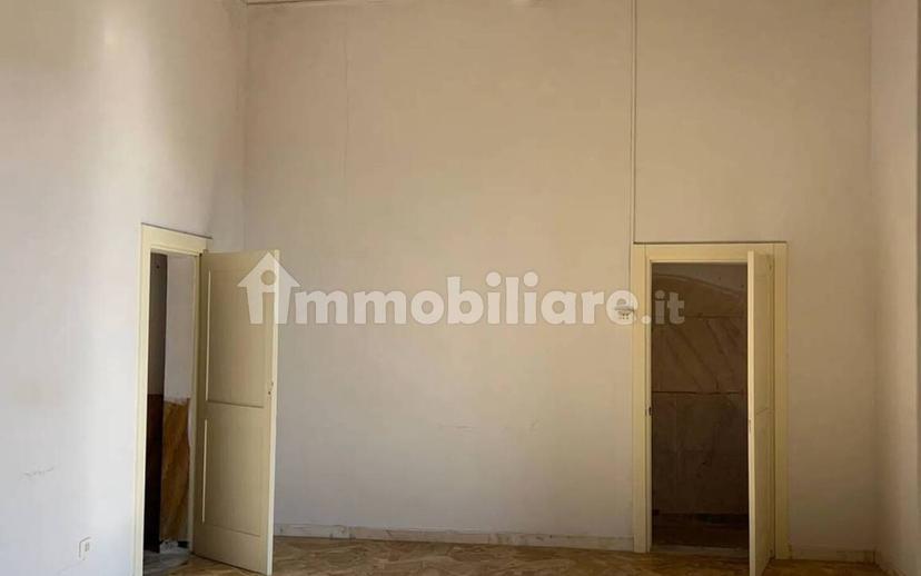 Villa unifamiliare, da ristrutturare, 400 m², Centro, Soleto — foto 3 di 28