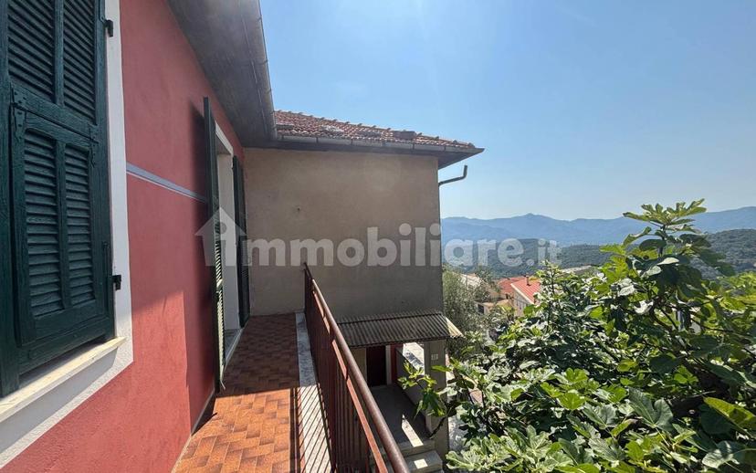 Trilocale via Stefano Viaggio, Chiesa, Arnasco — foto 3 di 10