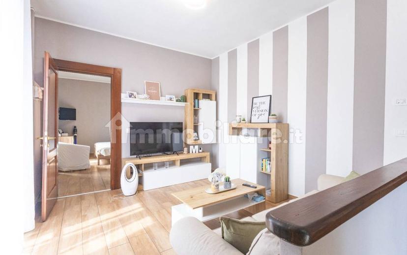 Quadrilocale corso Benedetto Cairoli, 8, Intra Centro Storico, Verbania — foto 14 di 17