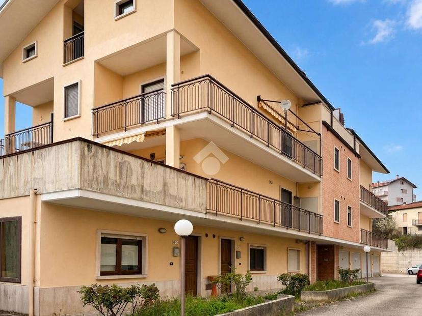 Bilocale via di Preturo 45, Coppito - Preturo, L'Aquila — foto 8 di 12