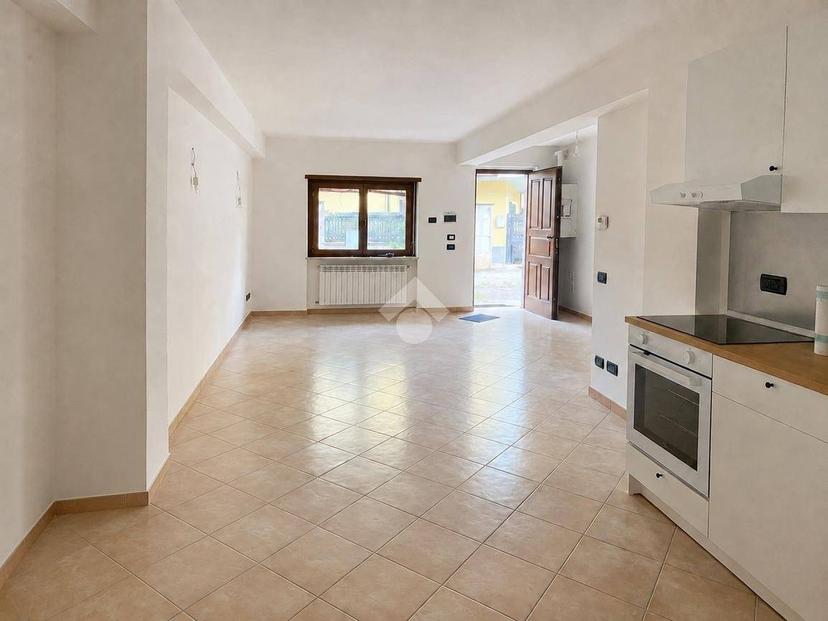 Bilocale via di Preturo 45, Coppito - Preturo, L'Aquila — foto 9 di 12