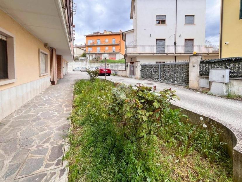 Bilocale via di Preturo 45, Coppito - Preturo, L'Aquila — foto 7 di 12