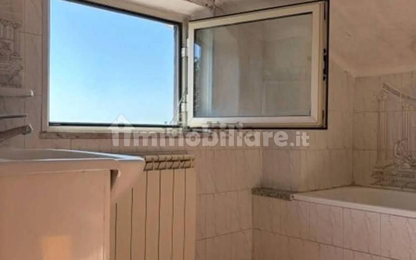 Trilocale viale Giacomo Matteotti San C, Centro, Capranica — foto 6 di 19