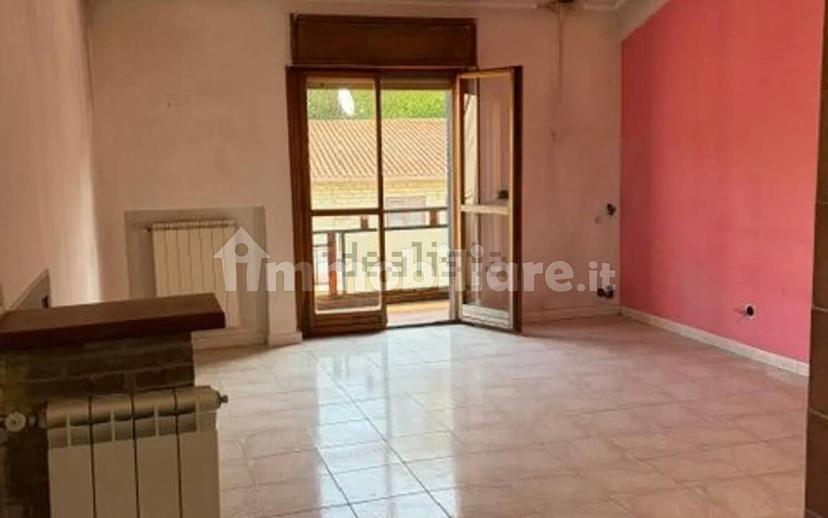 Trilocale viale Giacomo Matteotti San C, Centro, Capranica — foto 2 di 19