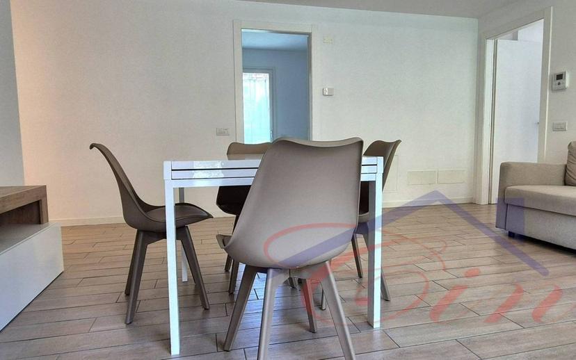 Trilocale piazza Giosuè Carducci, Castello, Lecco — foto 20 di 32