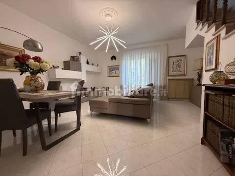 Villa unifamiliare via Papa Giovanni Xxiii, 20, Centro, Capranica — foto 13 di 13
