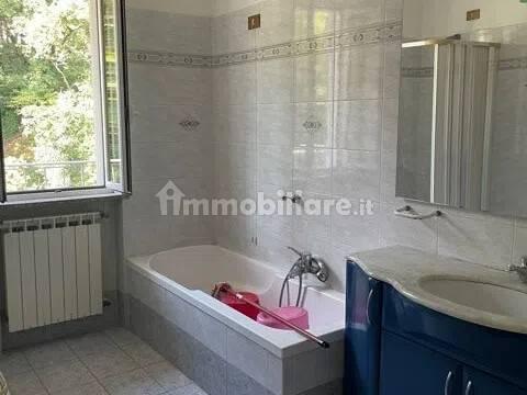 Trilocale via Di Ronciglione, 112, Centro, Sutri — foto 5 di 9