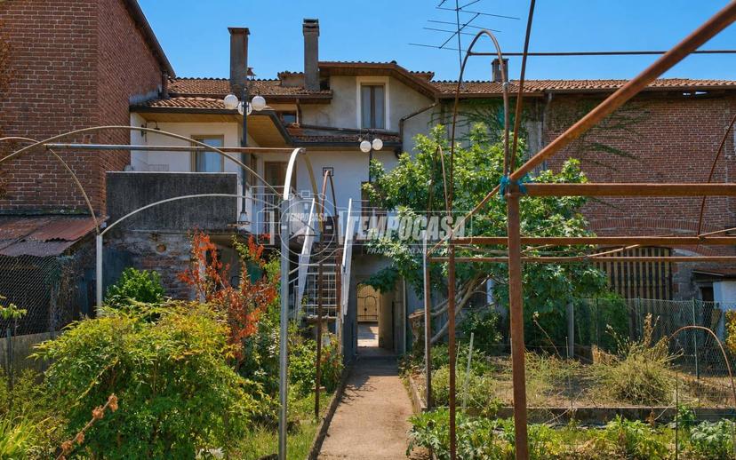 Terratetto unifamiliare via Giovan Battista Torelli, Lenta — foto 42 di 43