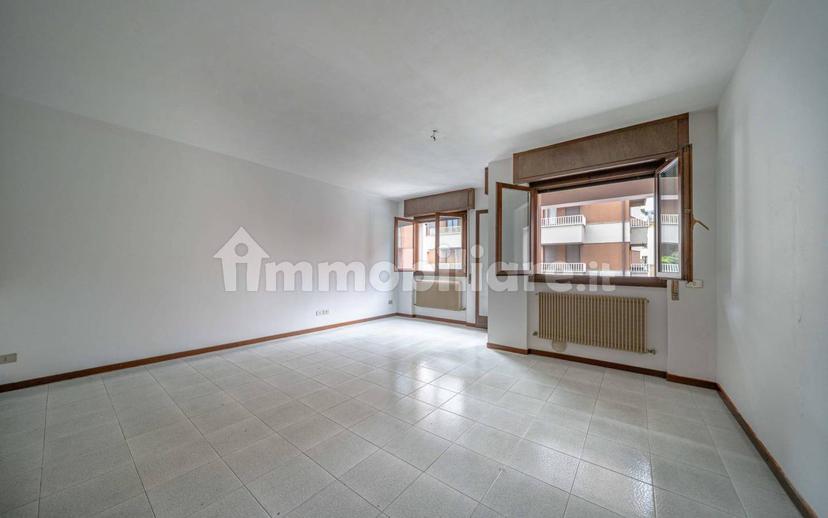 Bilocale via Gorizia, 19, Centro, Sondrio — foto 8 di 21