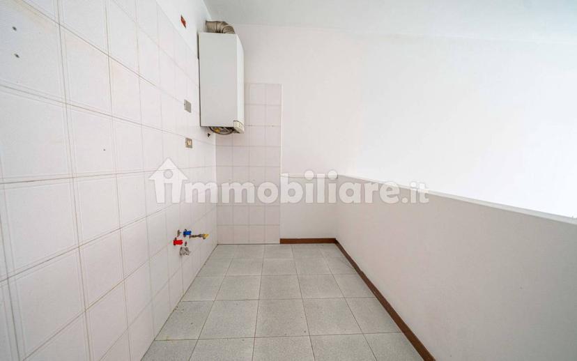 Bilocale via Gorizia, 19, Centro, Sondrio — foto 12 di 21