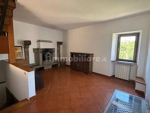 Quadrilocale vicolo Malerba San C, Centro, Capranica — foto 4 di 21