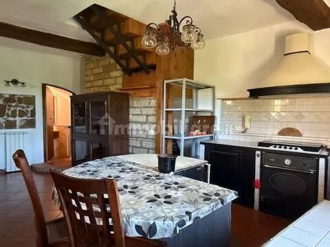 Quadrilocale vicolo Malerba San C, Centro, Capranica — foto 10 di 21