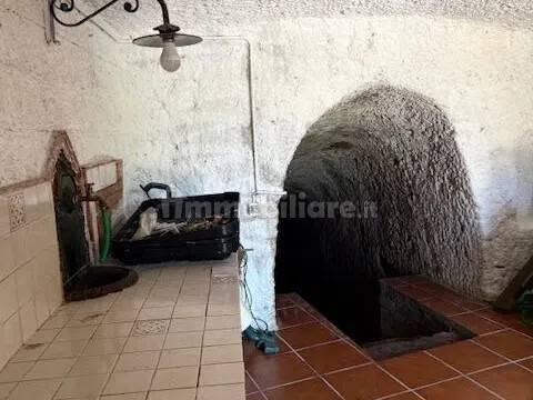 Quadrilocale vicolo Malerba San C, Centro, Capranica — foto 5 di 21