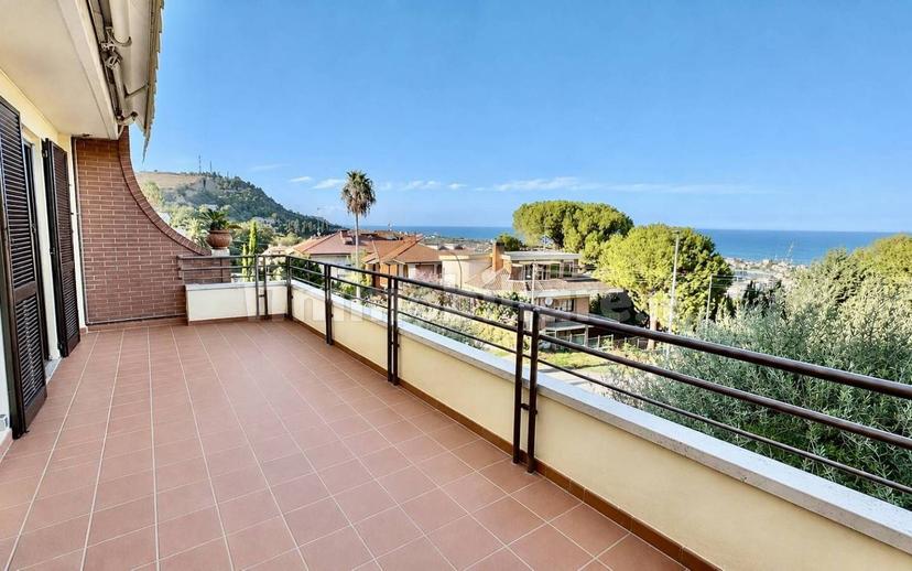 Villa bifamiliare via Firenze 138, Centro, Grottammare — foto 30 di 58
