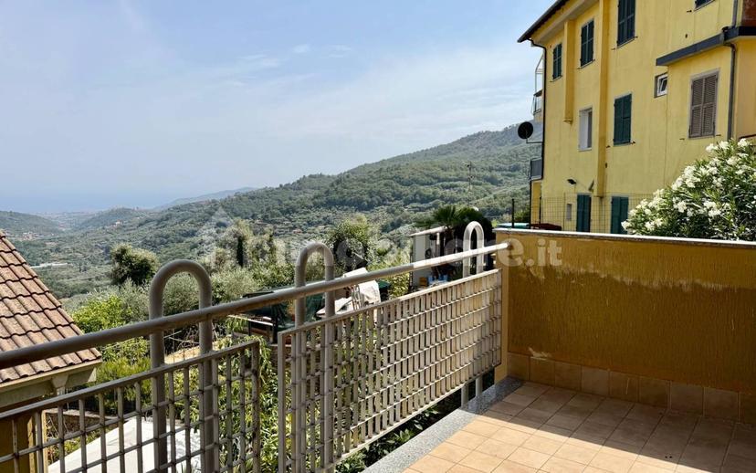 Trilocale via Villa Costa, Diano Evigno, Diano Arentino — foto 19 di 26