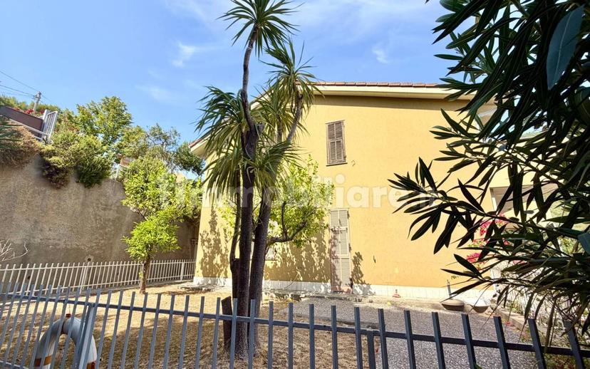 Trilocale via Villa Costa, Diano Evigno, Diano Arentino — foto 17 di 26