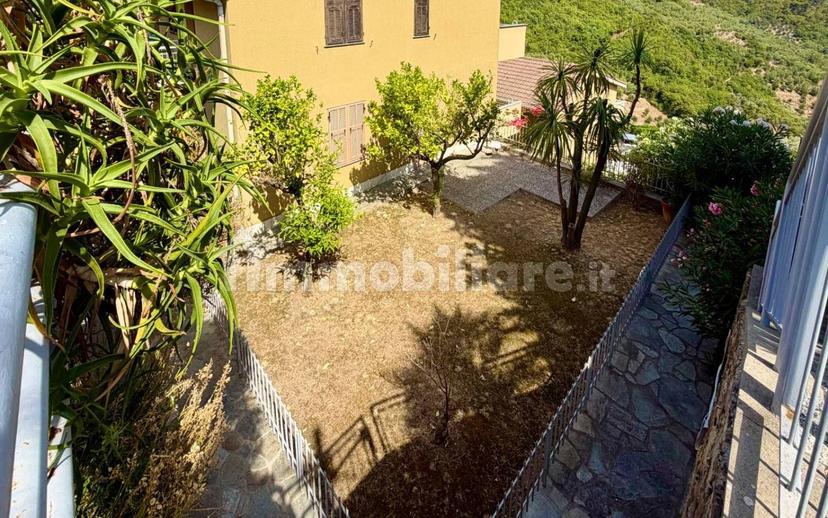 Trilocale via Villa Costa, Diano Evigno, Diano Arentino — foto 24 di 26