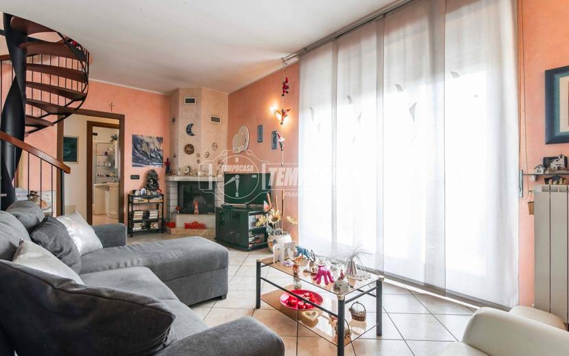 Trilocale via Quintino Sella 1, Gorla Minore — foto 11 di 23