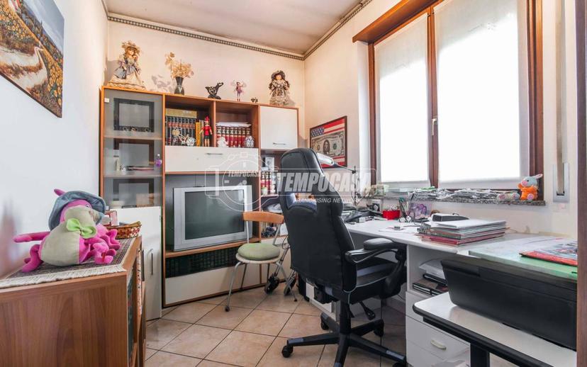Trilocale via Quintino Sella 1, Gorla Minore — foto 9 di 23