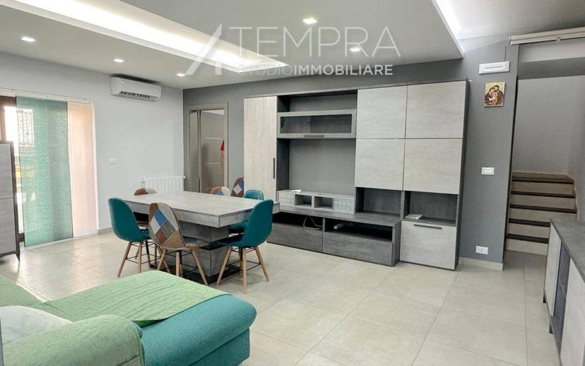 Appartamento via Santa Chiara 11, Adrano — foto 2 di 29