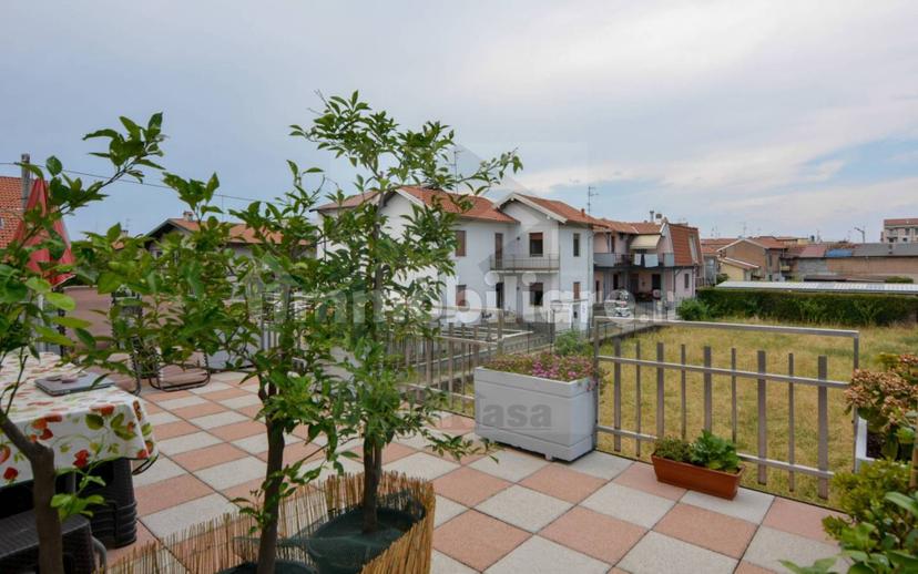 Quadrilocale via Alessandro Manzoni 158, Uboldo — foto 29 di 30