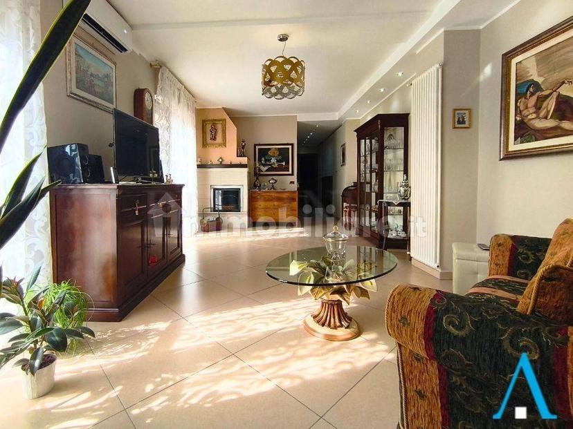 Appartamento via Giovanni Bovio 29, San Giovanni Rotondo — foto 27 di 34