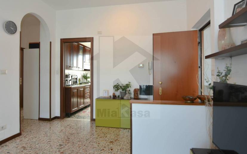 Quadrilocale via Alessandro Manzoni 158, Uboldo — foto 10 di 30