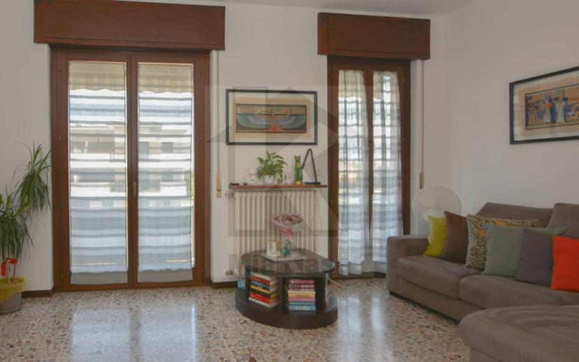 Quadrilocale via Alessandro Manzoni 158, Uboldo — foto 8 di 30