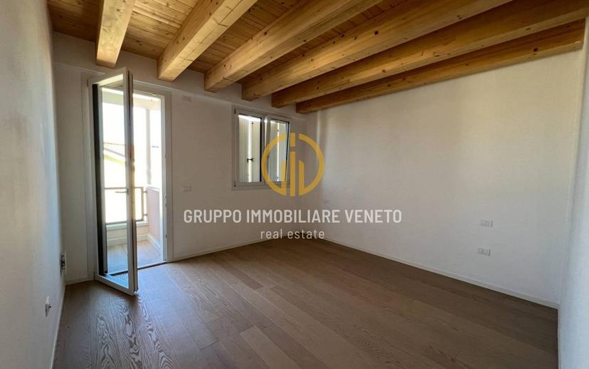 Attico via Amalfi, Treviso — foto 6 di 7