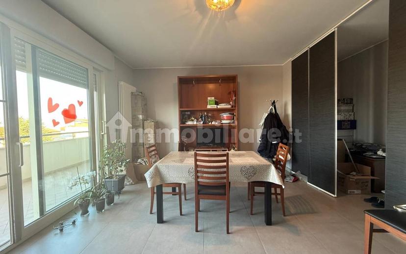 Appartamento via Niccolò Tommaseo, Montesilvano Colle, Montesilvano — foto 2 di 29