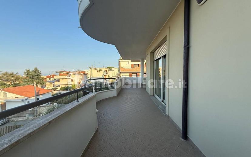 Appartamento via Niccolò Tommaseo, Montesilvano Colle, Montesilvano — foto 21 di 29