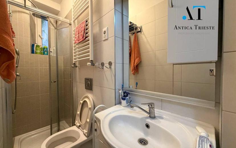Bilocale via dei Piccardi 12, Largo Barriera - Ospedale Maggiore, Trieste — foto 18 di 25