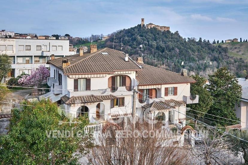 Villa unifamiliare via O. Z. Ciulli 3, Centro, Penne — foto 20 di 91