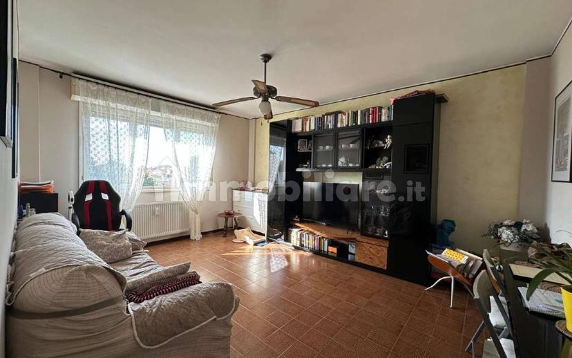 Trilocale buono stato, terzo piano, Centro, Fiorenzuola d'Arda — foto 2 di 17