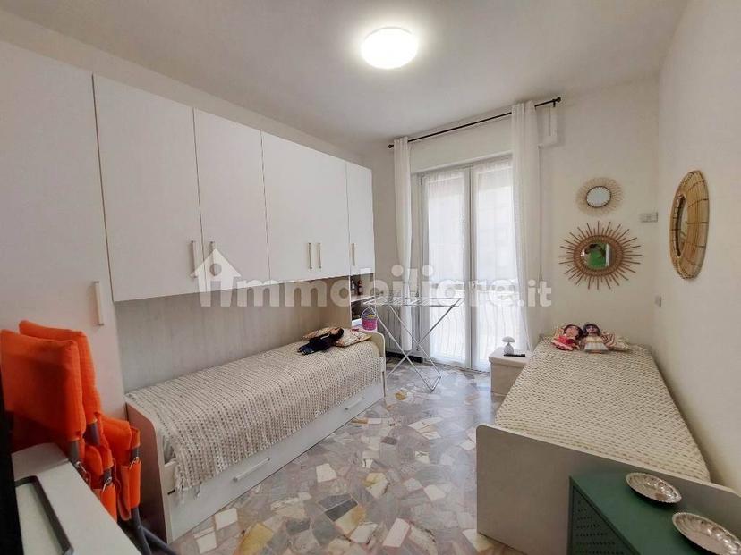 Trilocale via Milano 1, Borghetto Santo Spirito — foto 12 di 26