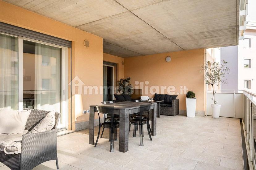 Appartamento via Romolo Nicolis 2, San Martino Buon Albergo — foto 3 di 44