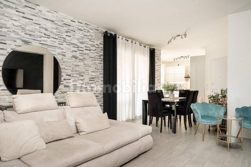 Appartamento via Romolo Nicolis 2, San Martino Buon Albergo — foto 37 di 44