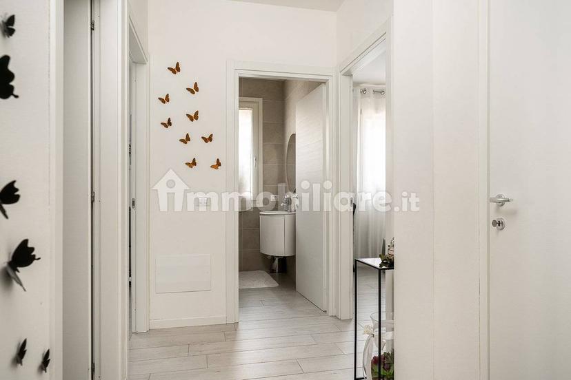 Appartamento via Romolo Nicolis 2, San Martino Buon Albergo — foto 20 di 44