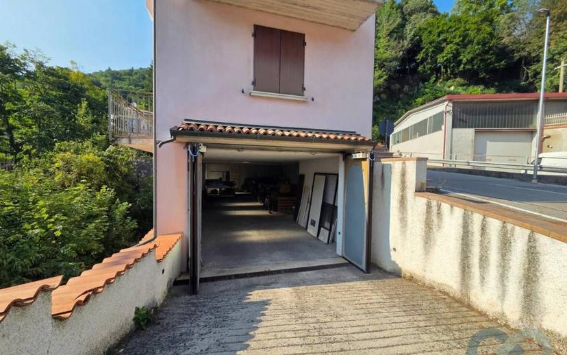 Terratetto unifamiliare 160 m², buono stato, Vallio Terme — foto 2 di 26