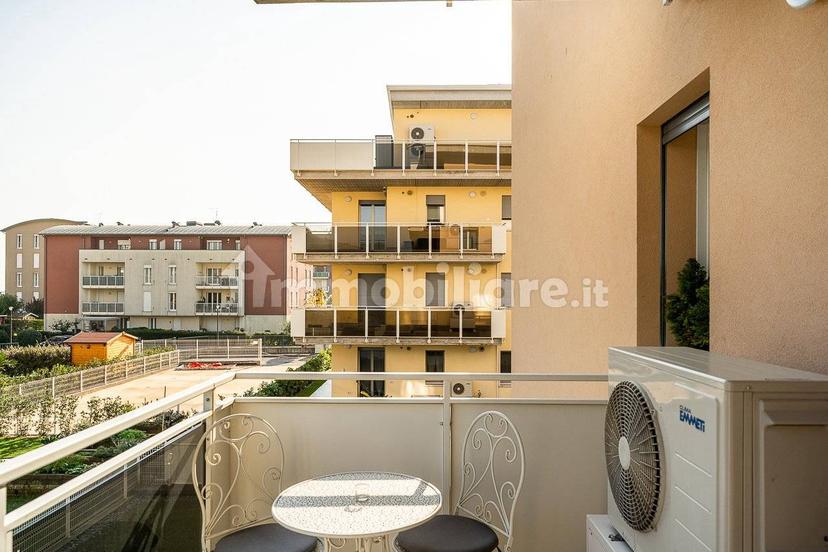 Appartamento via Romolo Nicolis 2, San Martino Buon Albergo — foto 9 di 44